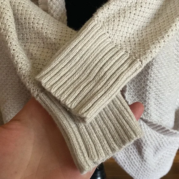 American Eagle Outfitters Knit Hooded Cardigan Sweater - Picture 3 of 7